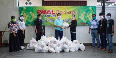 Bantuan Sosial RMOL Lampung untuk Karyawan dan Masyarakat 