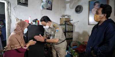 Kunjungi Kediaman Korban Banjir