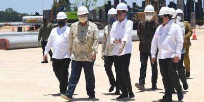 Trio Jokowi, Airlangga, dan Erick Hadiri Groundbreaking Smelter PT Freepport 